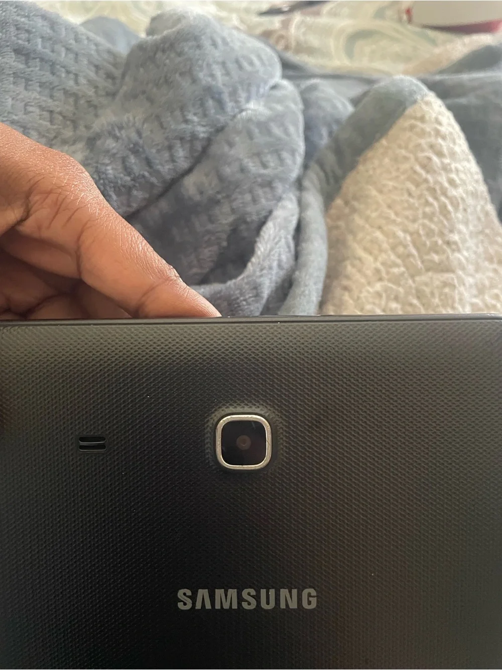 Samsung Tablet in Black with Multicolor Display